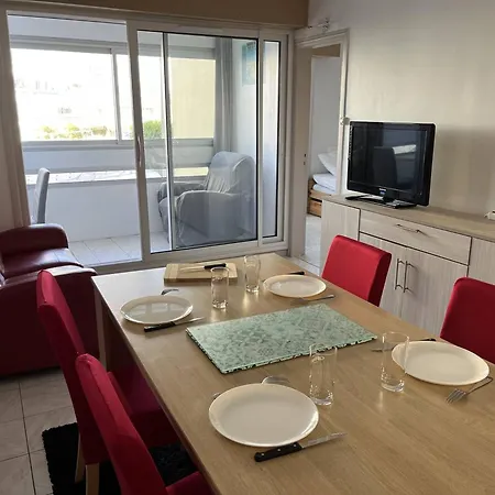T3 Renove Avec Loggias, A Deux Pas De La Et Des Commerces, Parking Prive Inclus! - Fr-1-324a-64 Apartment Saint-Hilaire-de-Riez